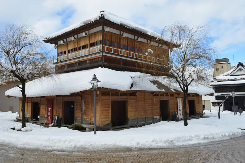 湯の曲輪（イメージ）