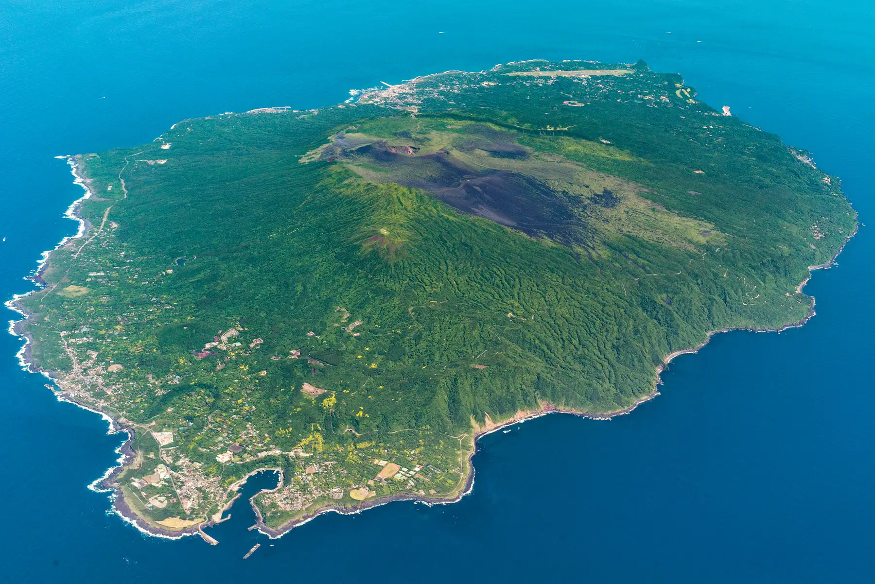 伊豆大島 全景