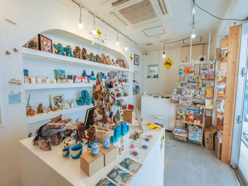 シーサー注意 店内