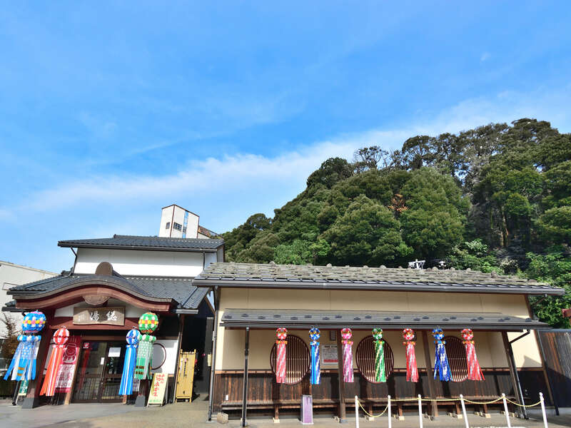 粟津温泉街