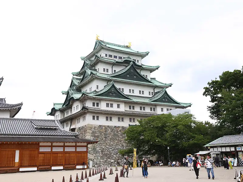 名古屋城