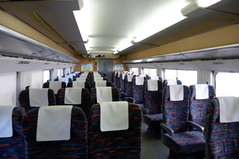 なすのの車内