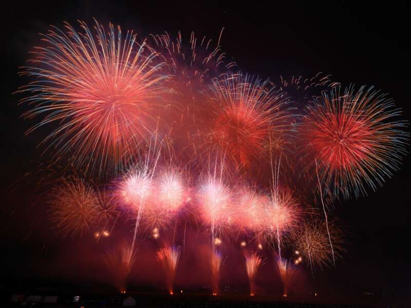 創造花火（イメージ）